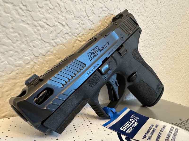 S&amp;W M&amp;P Shield X CARRY COMP - NIB (No Safety) 9mm