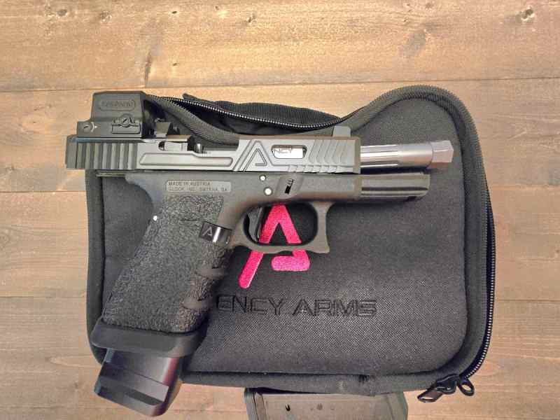 Agency Arms Urban Combat G19 , LNIB,  FSFT 