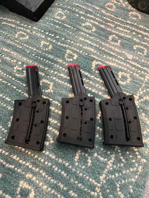 Mossberg 715T Ar-15 25rd mag  22lr