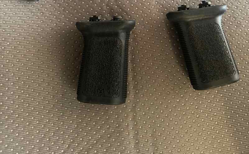 Bcm stubby grips